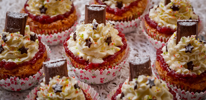 Matecznik Tradition aus Natur - Muffins mit Himbeeren